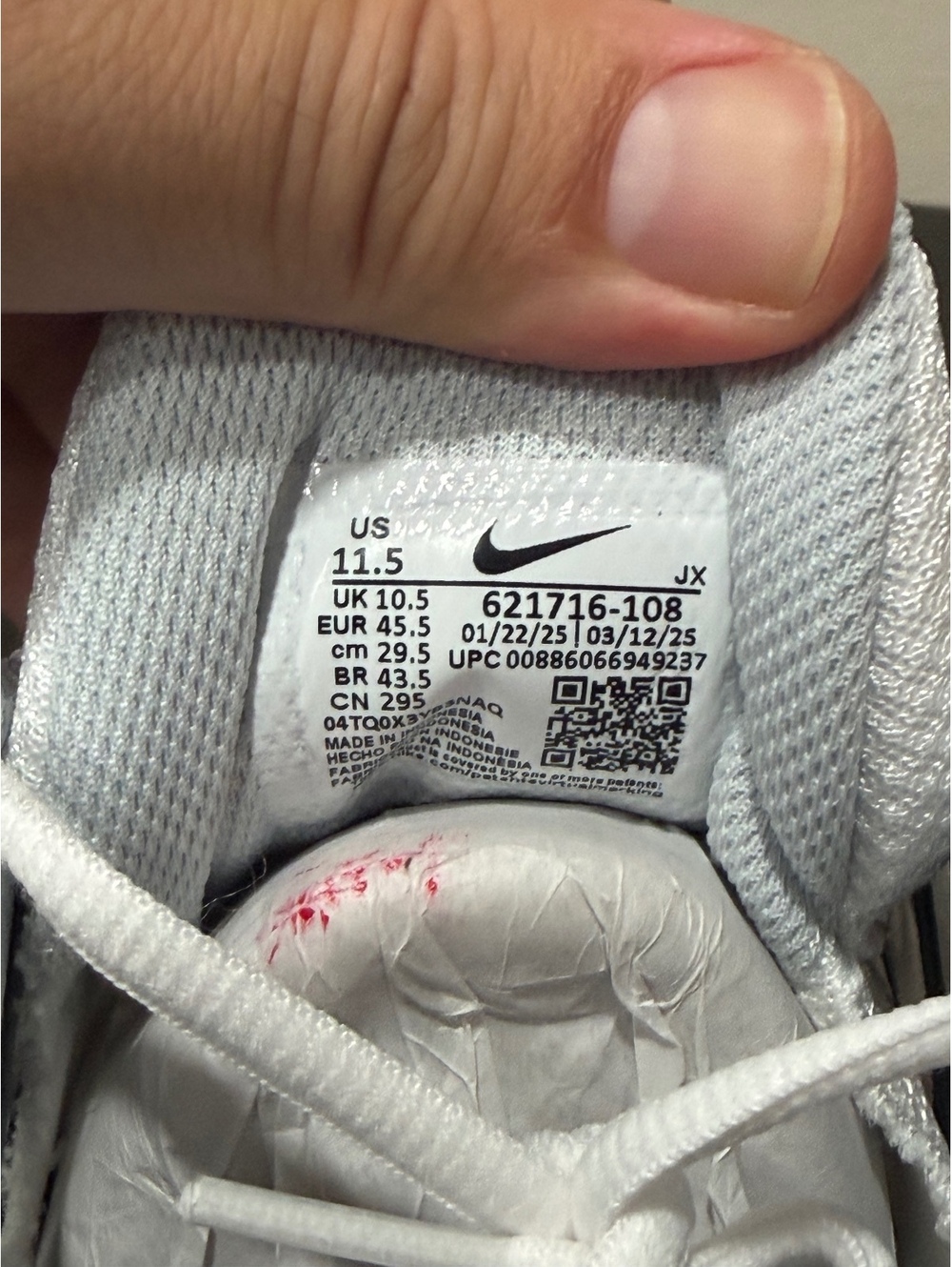 Size 11.5 - Nike Reax 8 TR Mesh “White Classic Charcoal” - Picture 6 of 6